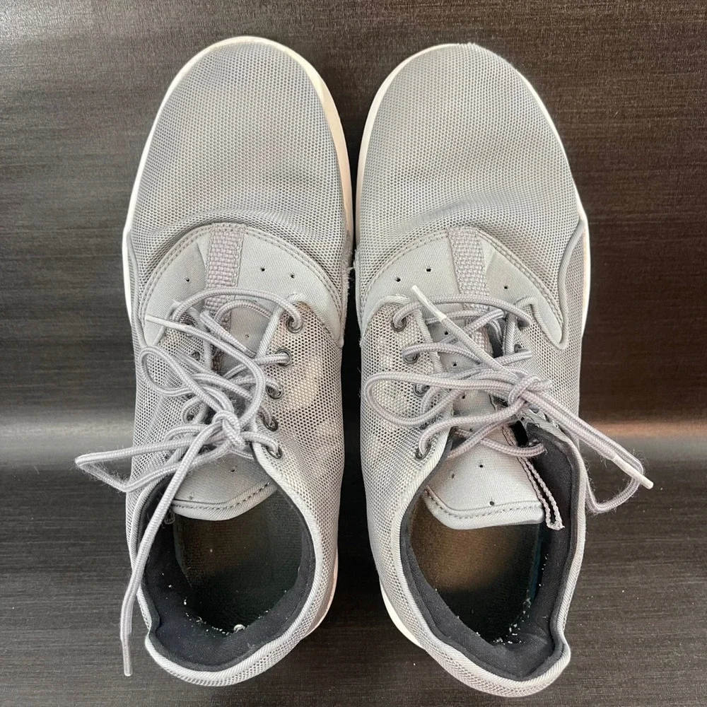 Jordan Eclipse Wolf Grey Mens 8.5 Basketball Trainer Athletic Shoes‎ 724010-005